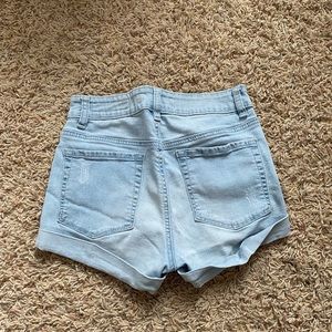 Fits a small size person.